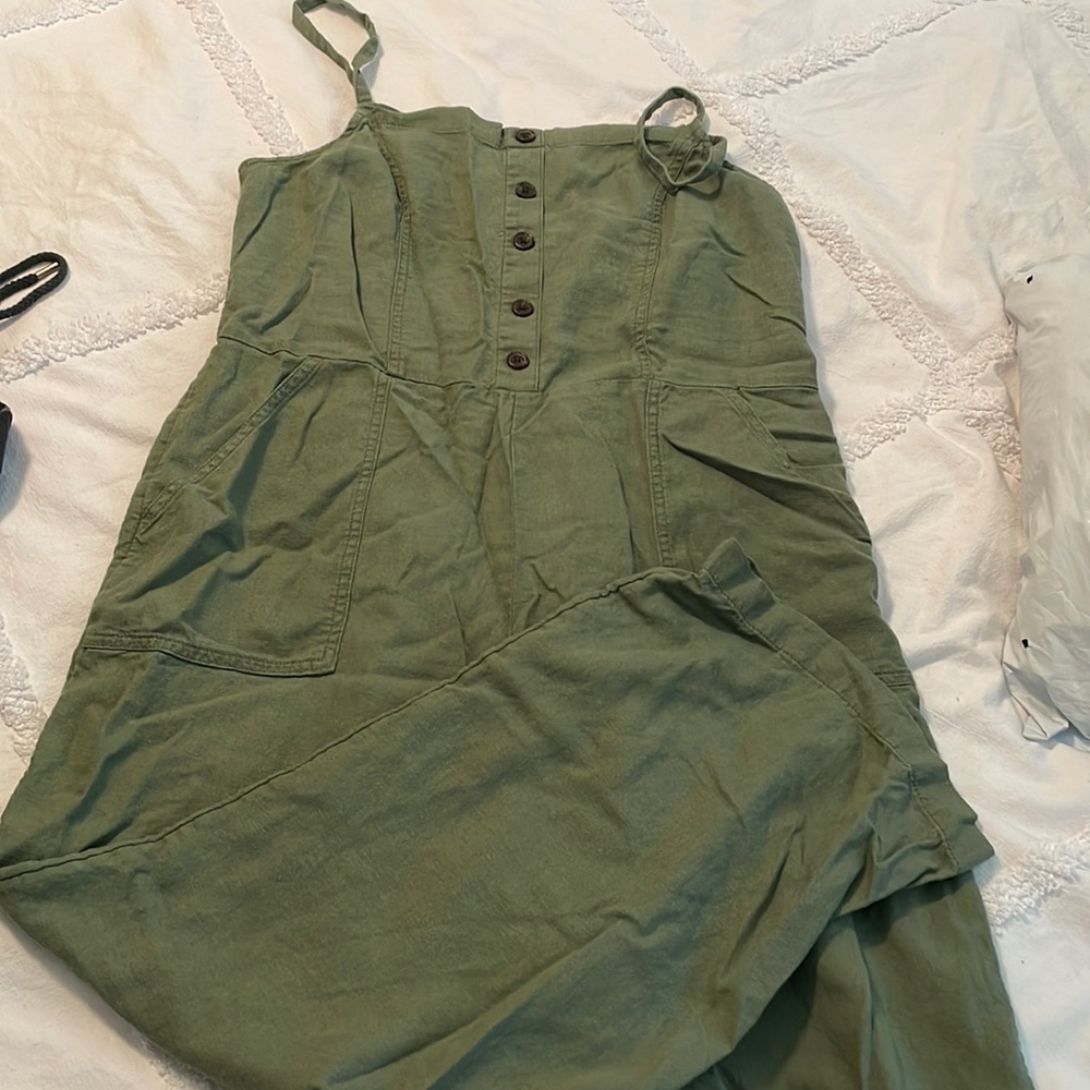 Old Navy jumper